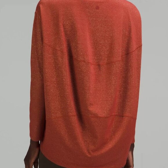 (6987) Lululemon Back In Action Long Sleeve in RED *SPARKLE **RARE Sz4 - Picture 2 of 8